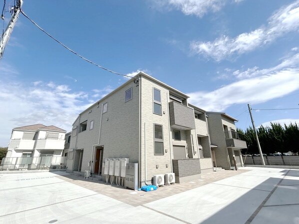 ボン・フルールの物件外観写真